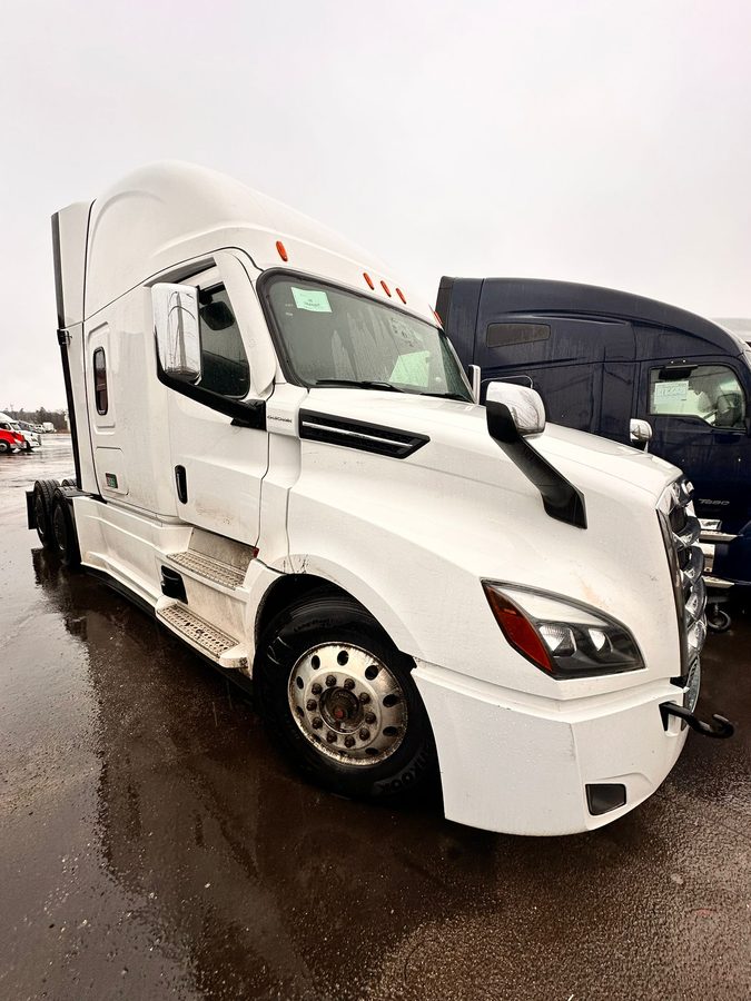 Shiv Kripa Logistics sleeper tractor